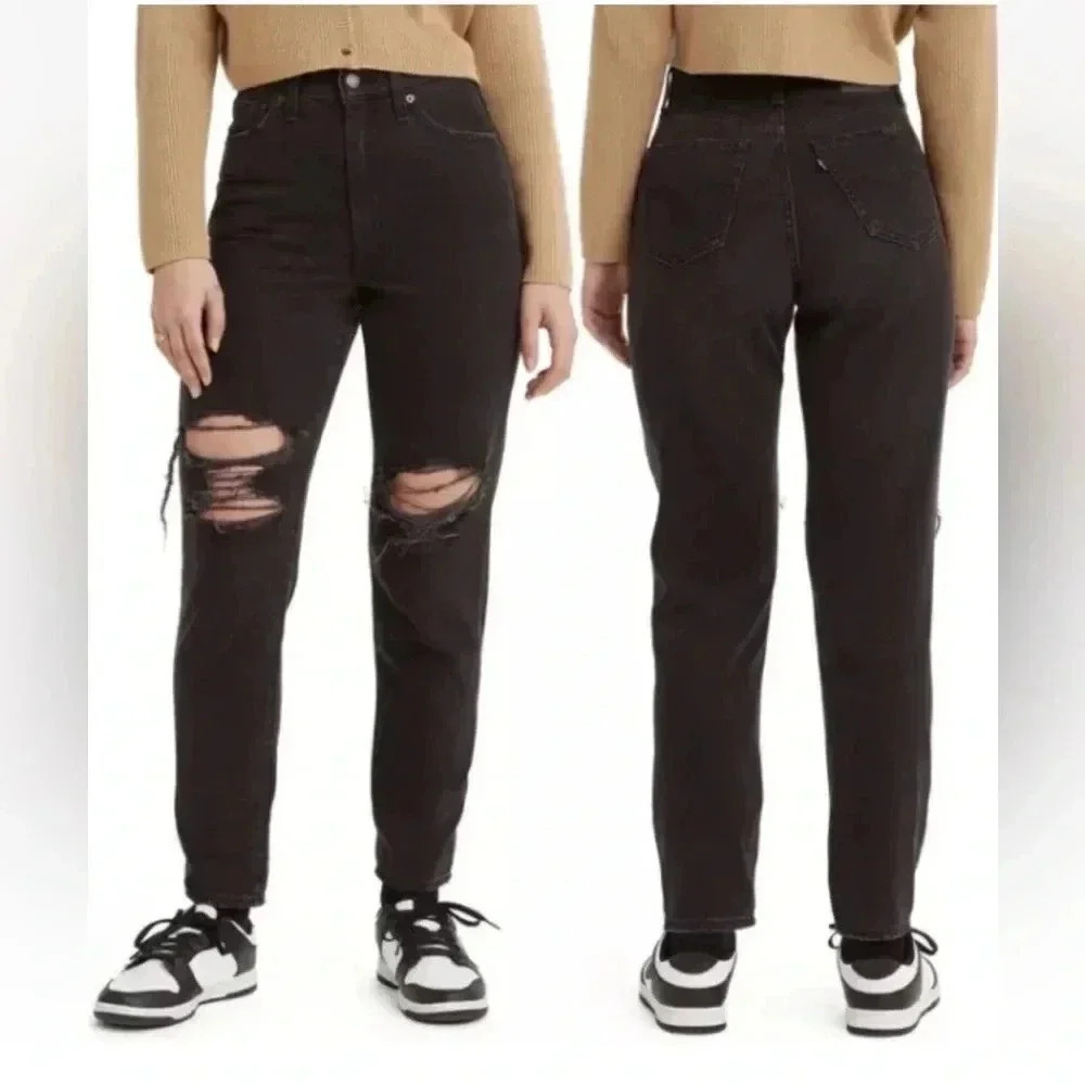 NWT Levi's Women's High Waisted Mom Jeans, Black Destructed, 26 x 27
